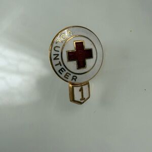 Vtg American Red Cross Volunteer Pin 1-Year Service ARC Enamel Badge Signed W